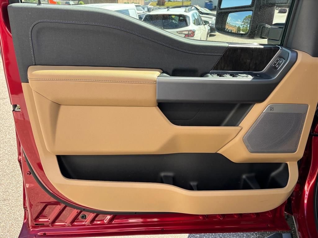 New 2026 Ford F250 4x4 Crew Cab Super Duty image 8