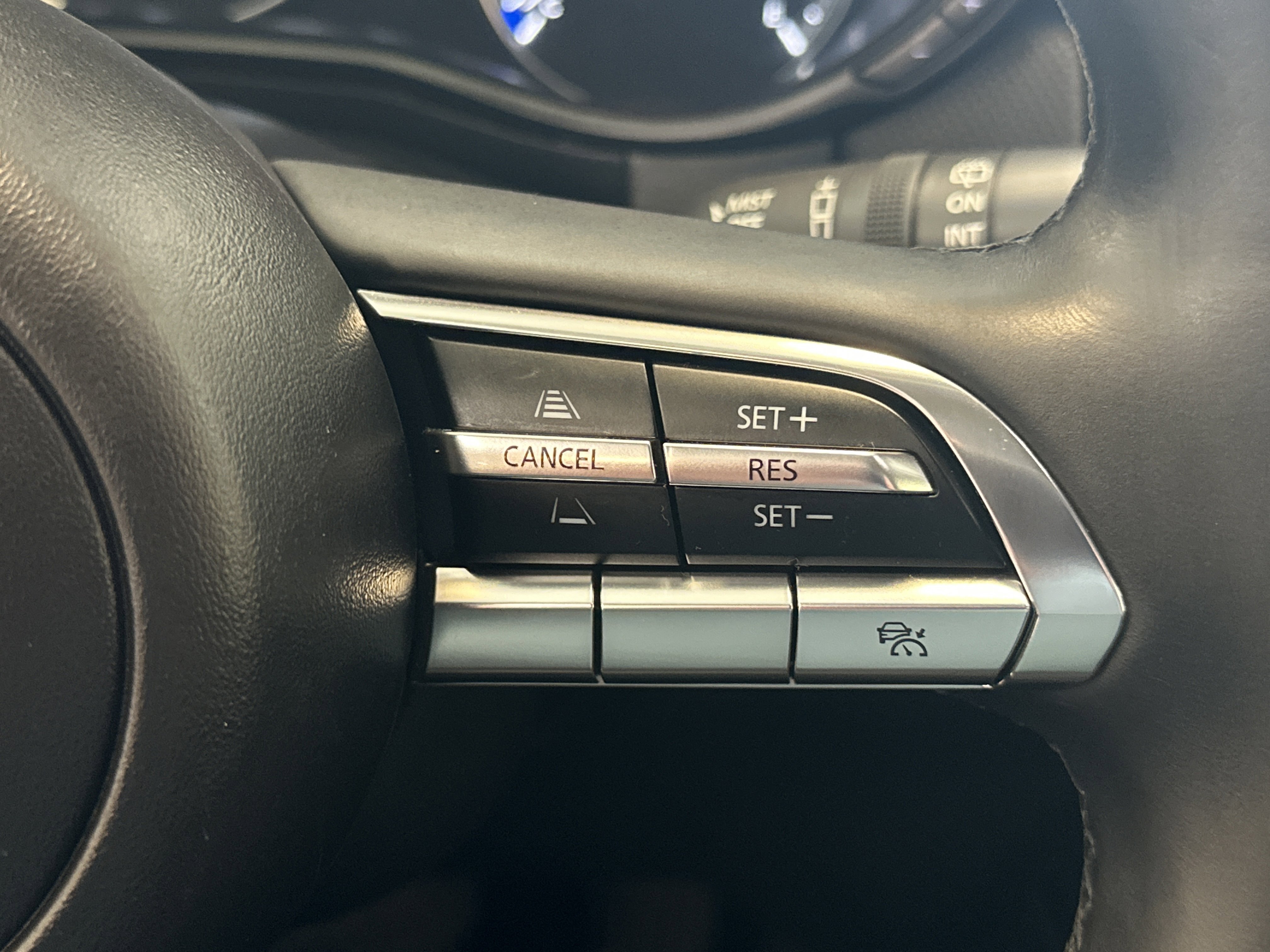 Used 2024 MAZDA CX-50 AWD 2.5 S w/ Preferred Package image 34