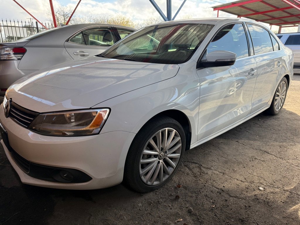Used 2014 Volkswagen Jetta SEL