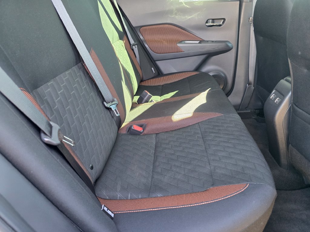 Used 2023 Nissan Kicks SR FWD image 16