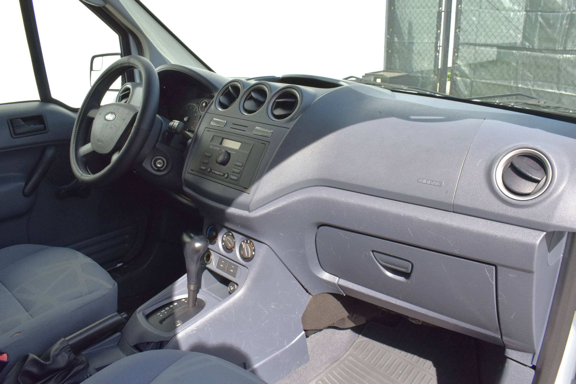 Used 2011 Ford Transit Connect XL FWD image 42
