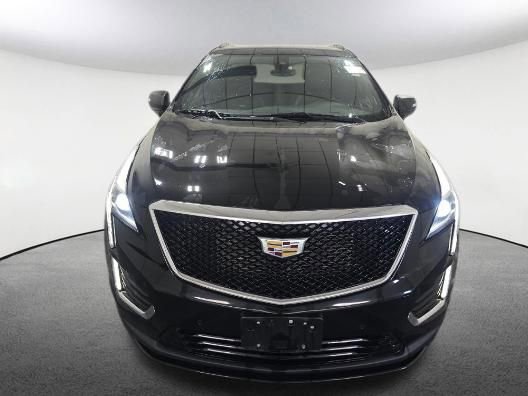 Used 2021 Cadillac XT5 Sportv AWD/4WD image 2