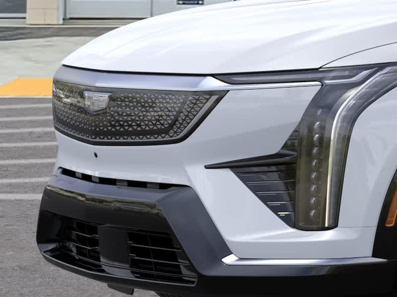 New 2026 Cadillac Optiq Sport 2 w/ LPO, ONYX Package AWD/4WD image 13