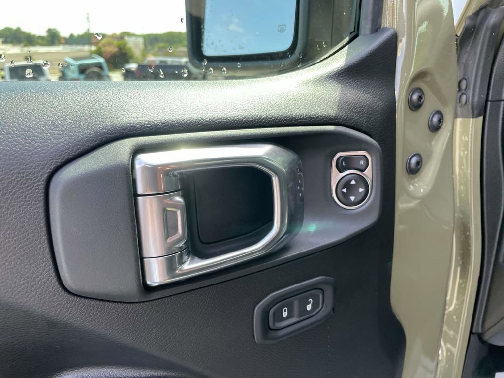 New 2025 Jeep Wrangler Unlimited Sport image 23