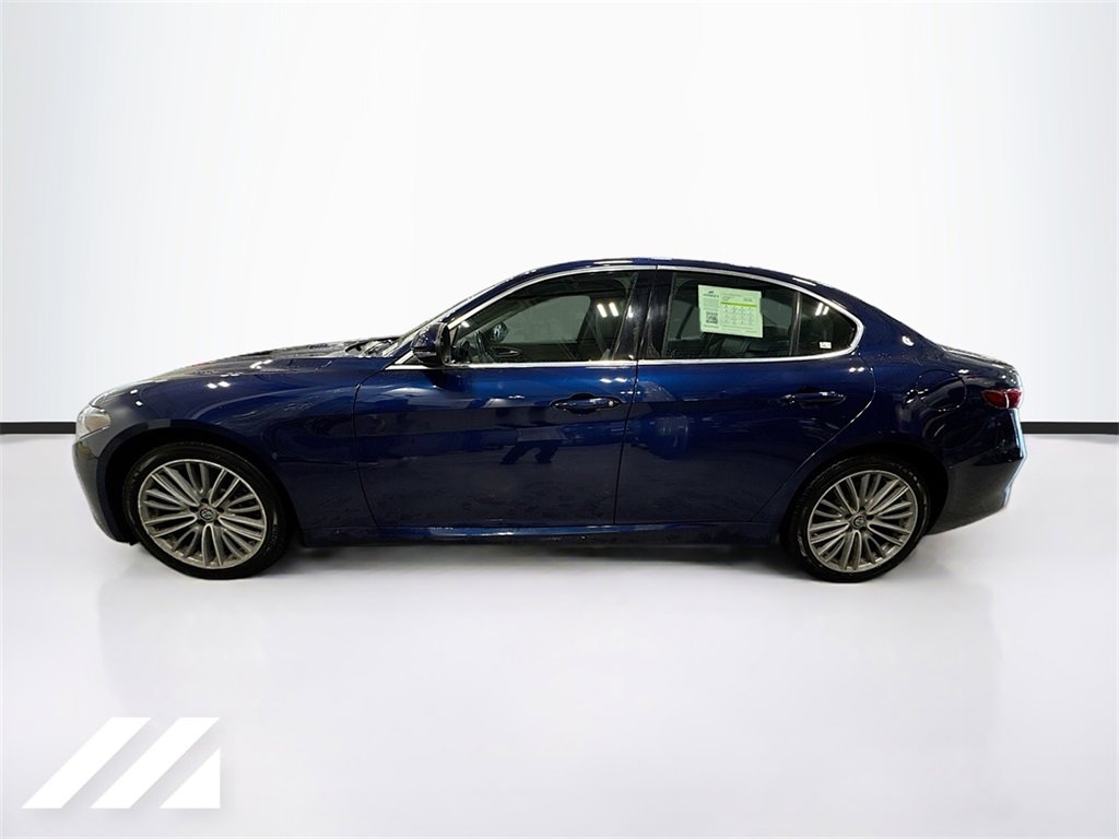 Used 2019 Alfa Romeo Giulia Ti w/ Quick Order Package 22X Lusso image 8