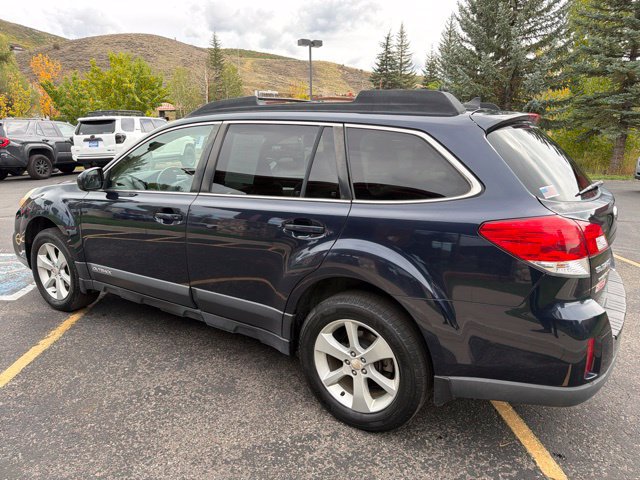 Used 2014 Subaru Outback 2.5i Premium AWD/4WD image 7
