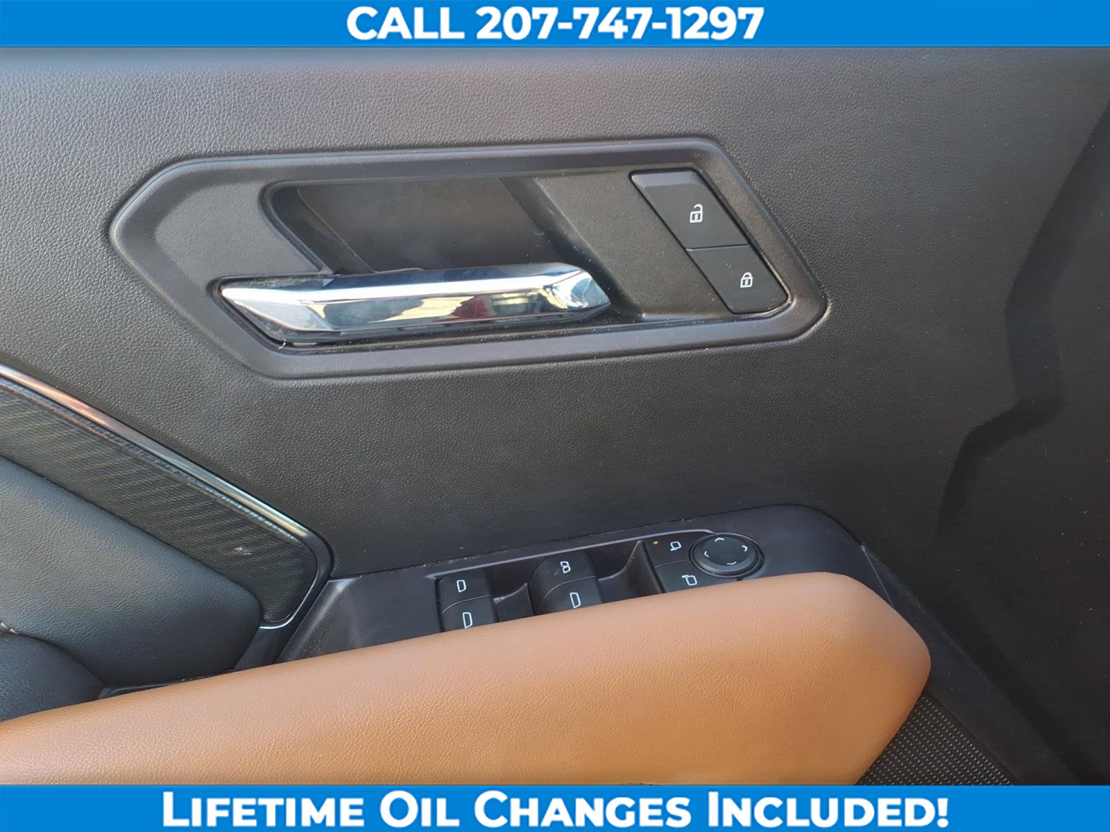 Used 2023 GMC Canyon AT4 image 9