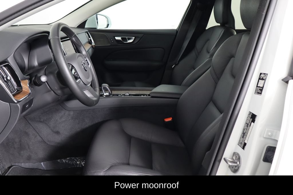 Used 2026 Volvo V60 B5 Cross Country Plus AWD/4WD image 7