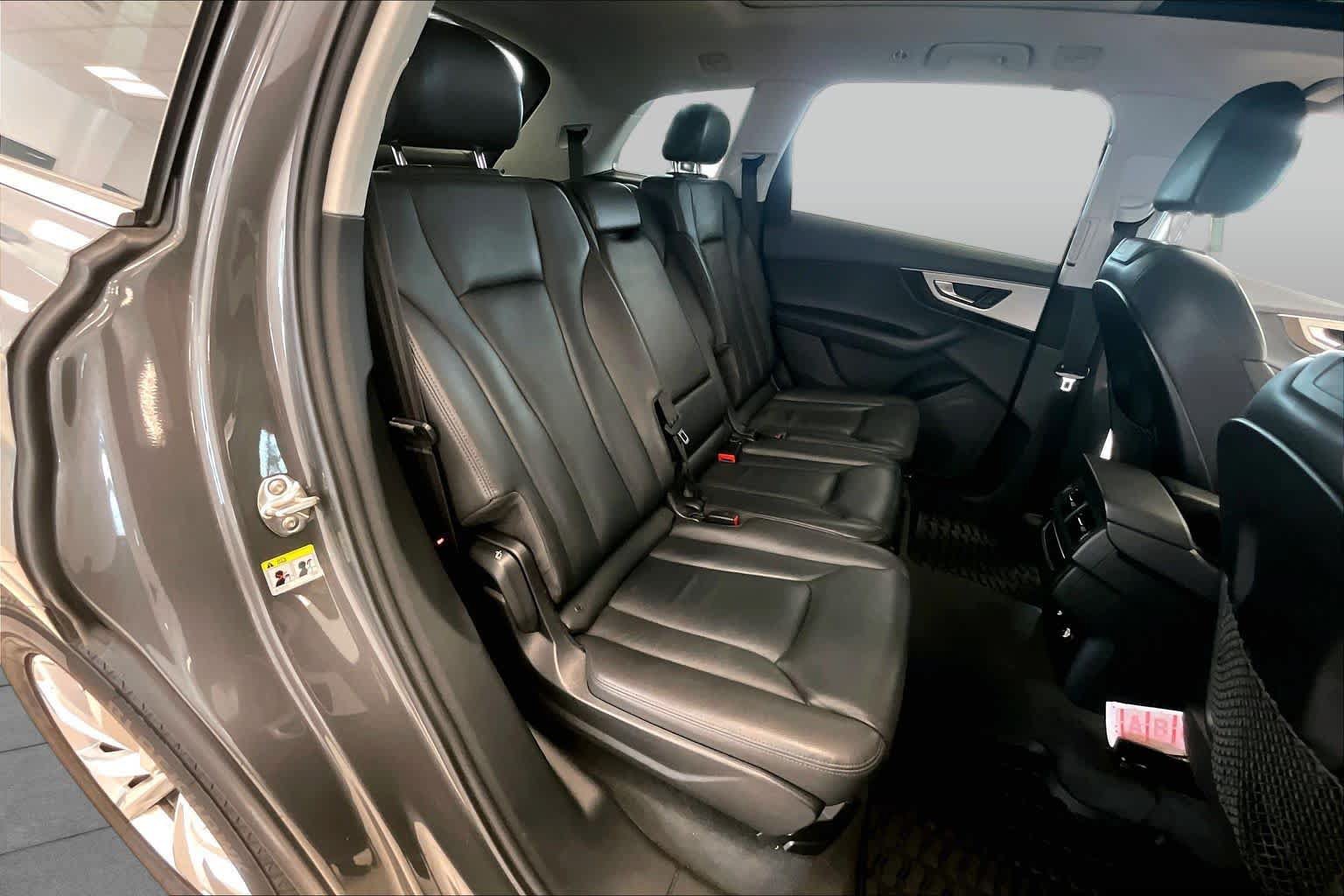 Used 2019 Audi Q7 2.0T Premium w/ Convenience Package AWD/4WD image 19