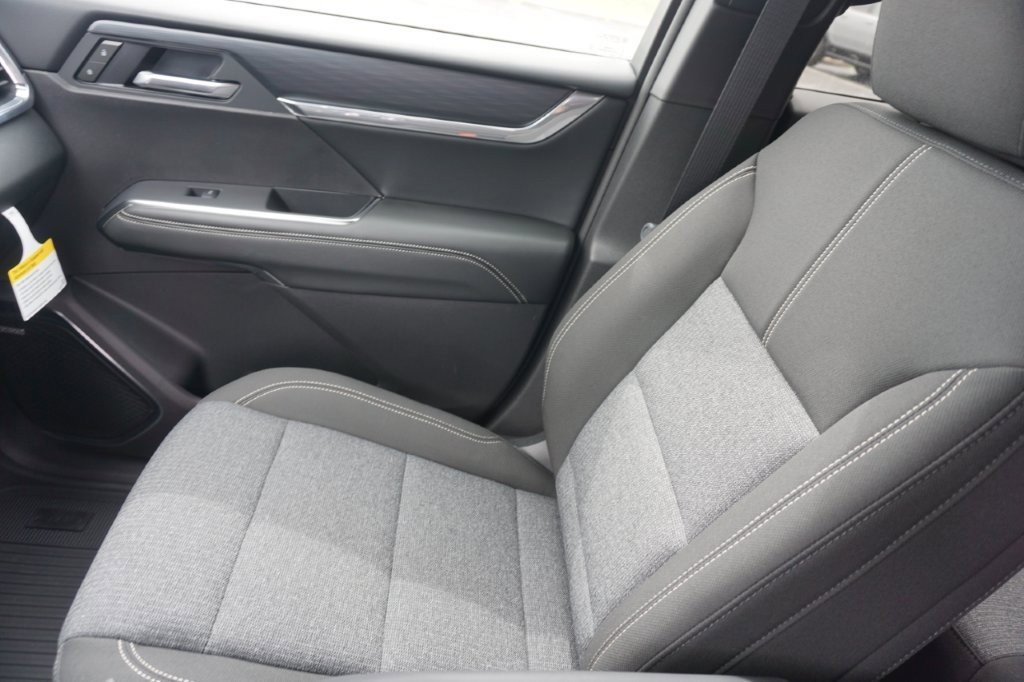 New 2025 GMC Acadia Elevation w/ LPO, Floor Liner Package image 29