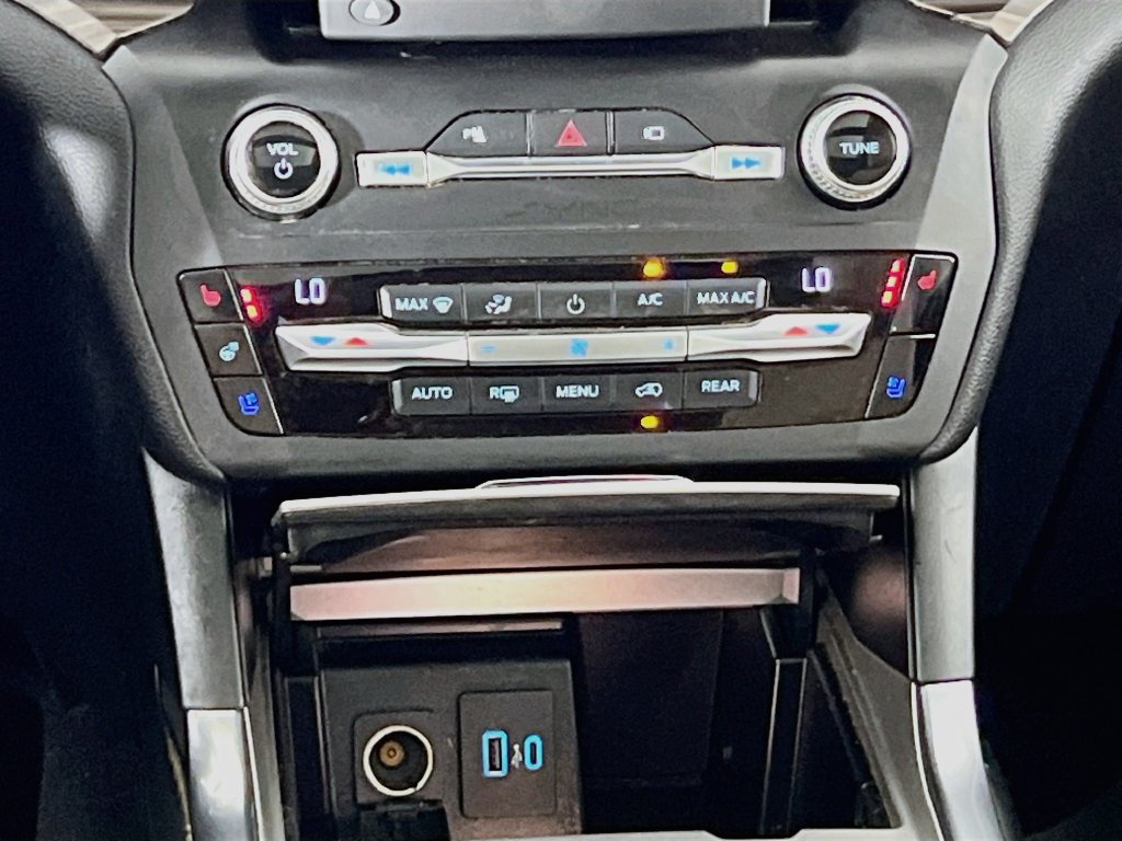 Certified 2020 Ford Explorer Limited w/ Class III Trailer Tow Package AWD/4WD image 18