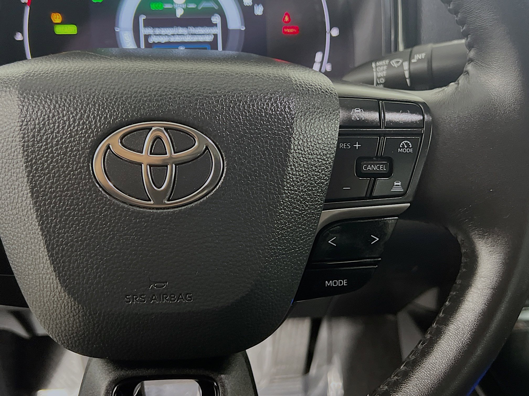 Used 2025 Toyota Camry LE w/ Convenience Package image 20