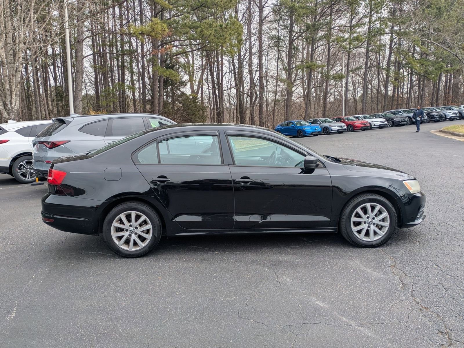 Used 2015 Volkswagen Jetta SE image 4