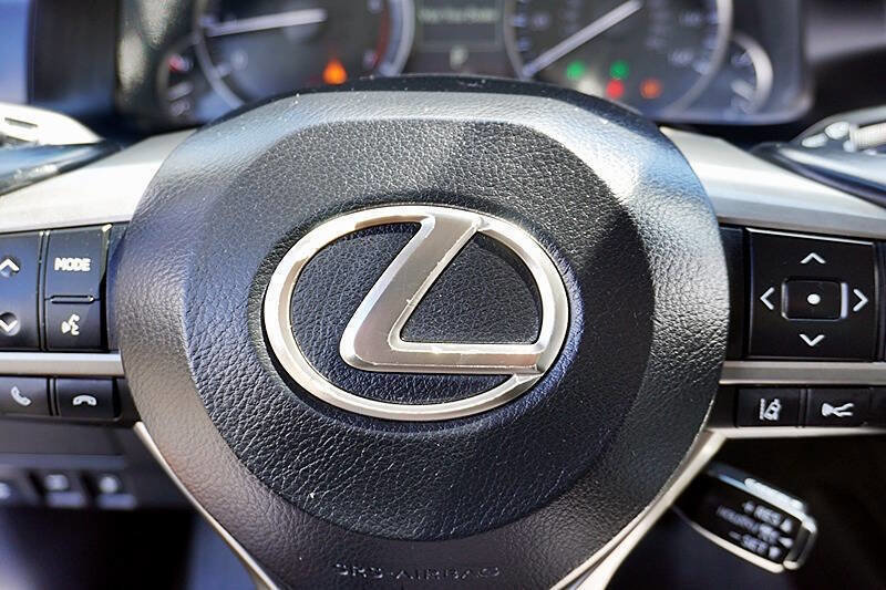 Used 2017 Lexus ES 350 w/ Luxury Package image 34