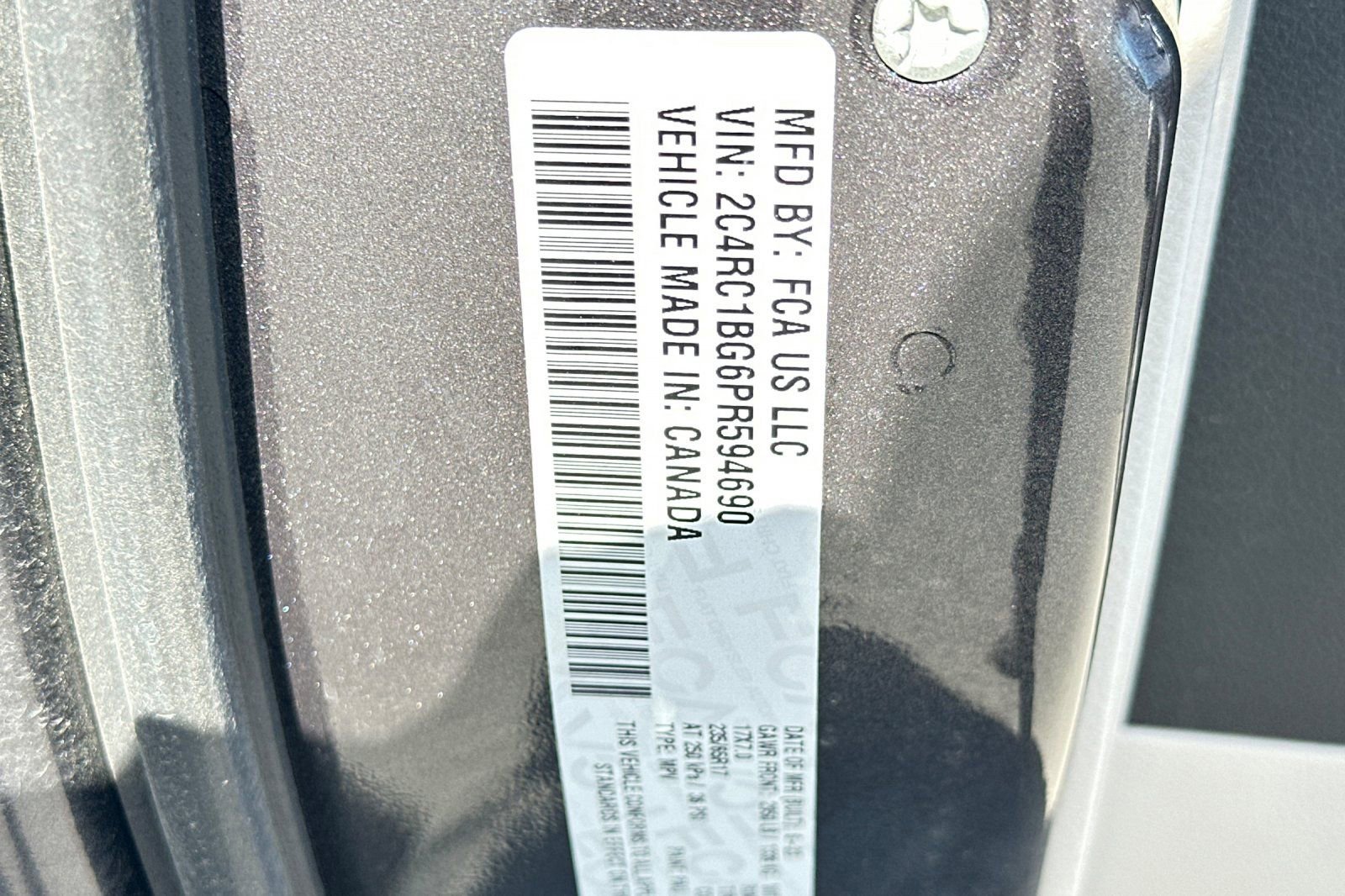 Used 2023 Chrysler Pacifica Touring-L image 35