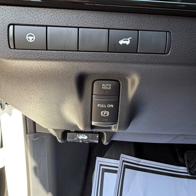 New 2026 Nissan Murano SV AWD/4WD image 16