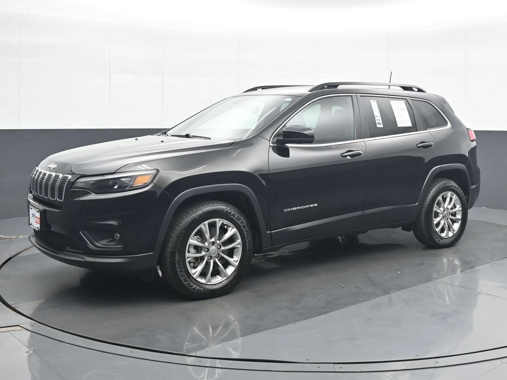Used 2022 Jeep Cherokee Latitude Lux w/ Sun & Sound Group AWD/4WD image 2