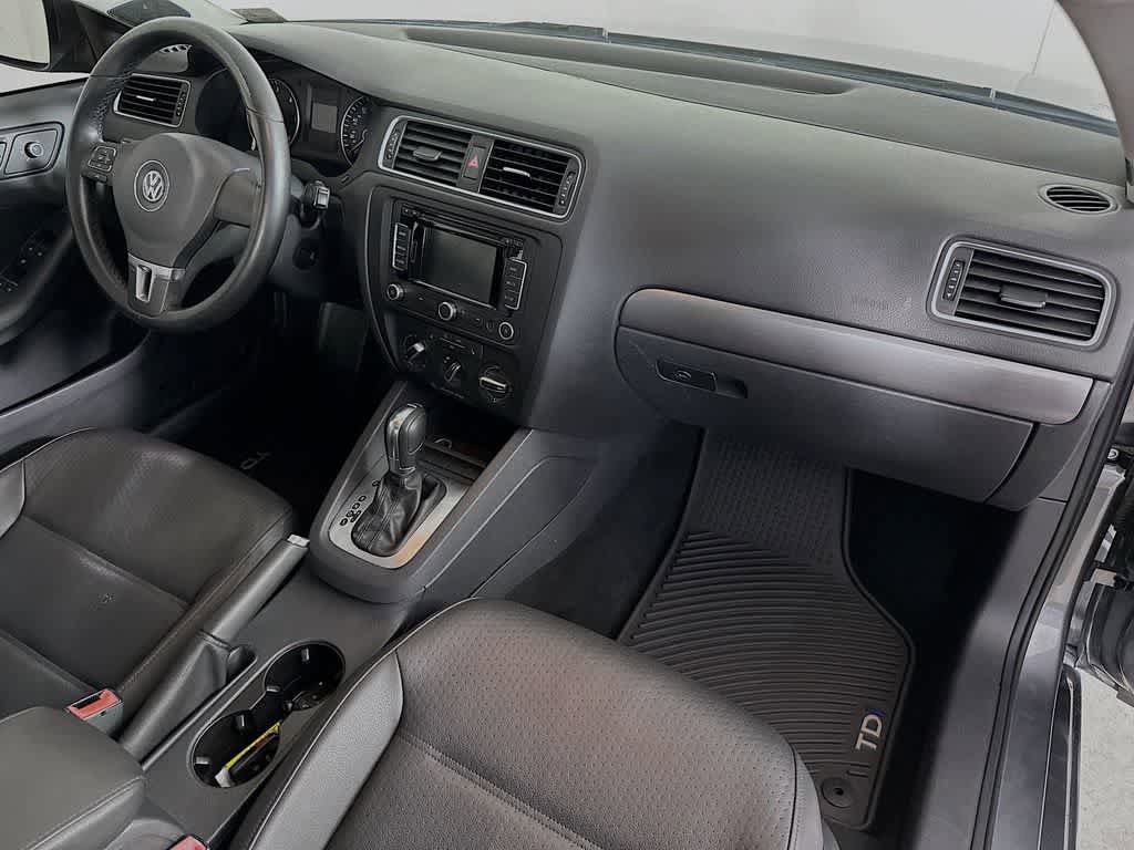 Used 2014 Volkswagen Jetta TDI FWD image 32