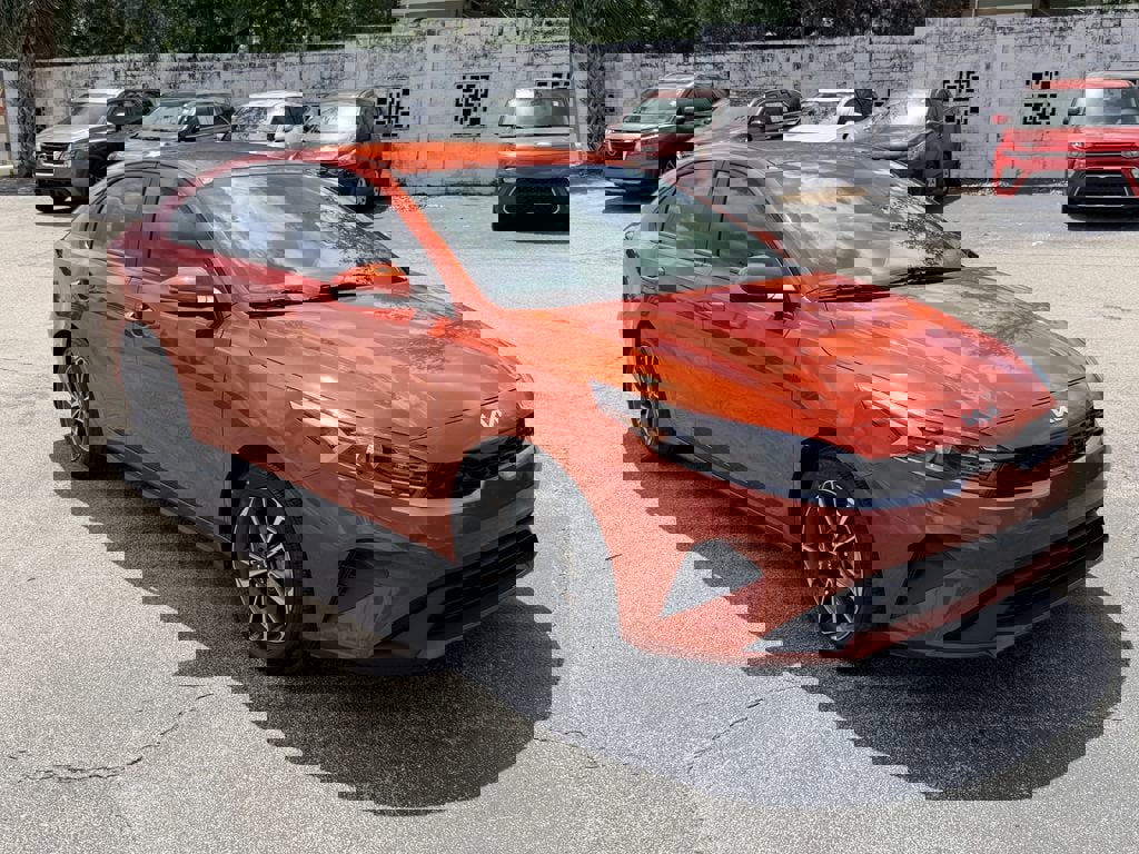 Certified 2023 Kia Forte LXS w/ LXS Technology Package image 2