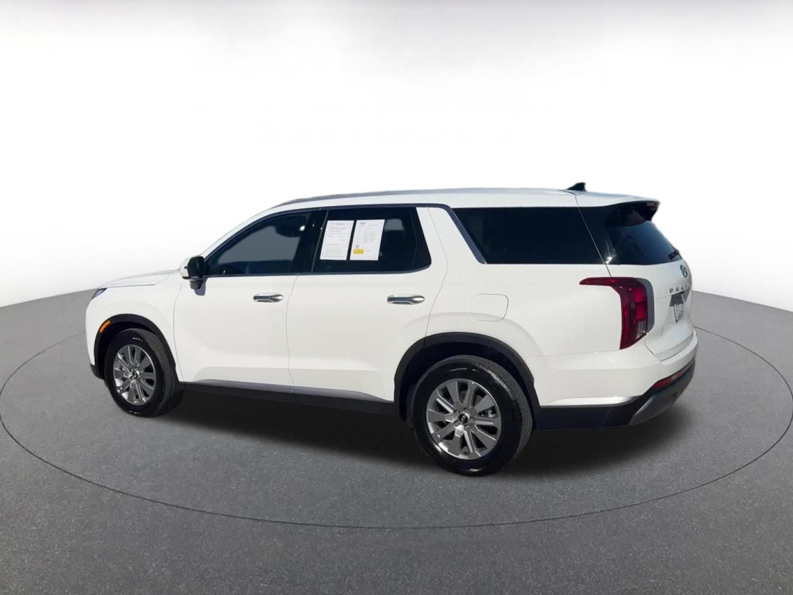 Used 2025 Hyundai Palisade SEL FWD image 10