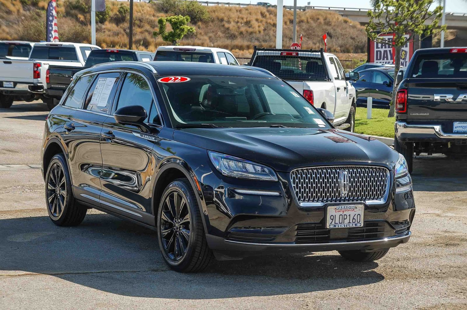 Used 2022 Lincoln Corsair Reserve w/ Equipment Group 201A FWD image 3