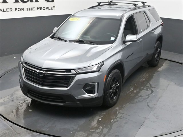 Used 2023 Chevrolet Traverse LT image 45