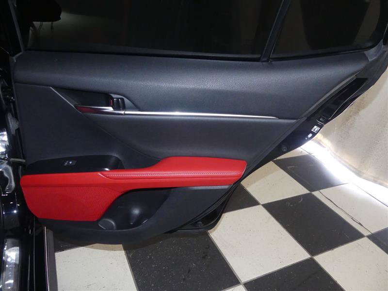Used 2019 Toyota Camry XSE FWD image 32