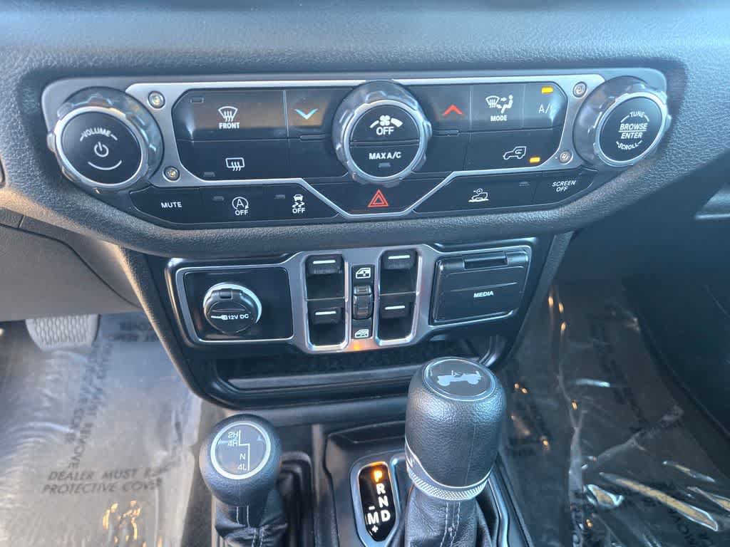 Used 2024 Jeep Wrangler Sport S image 14