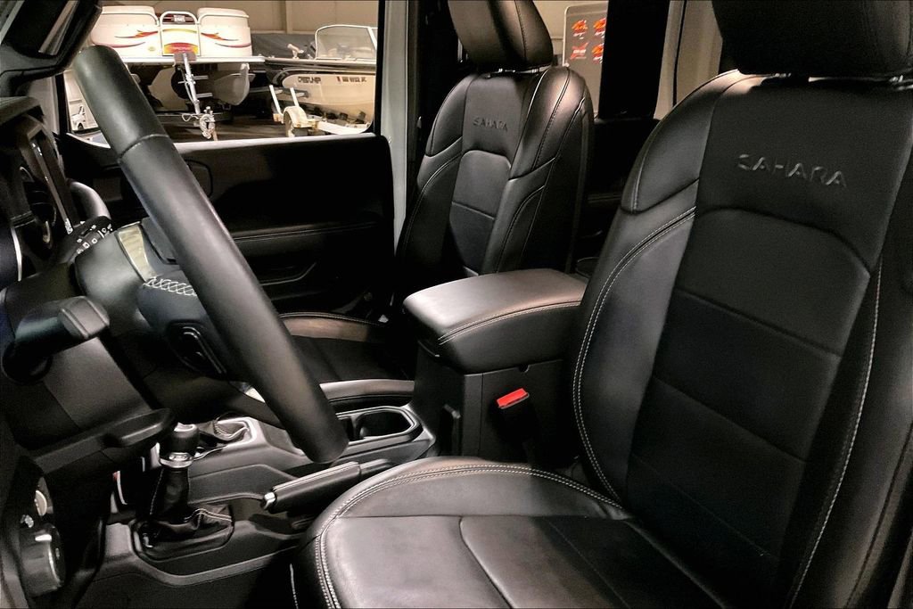 Used 2023 Jeep Wrangler Unlimited Sahara w/ Cold Weather Group image 23