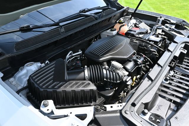 Used 2020 GMC Acadia SLT FWD image 14