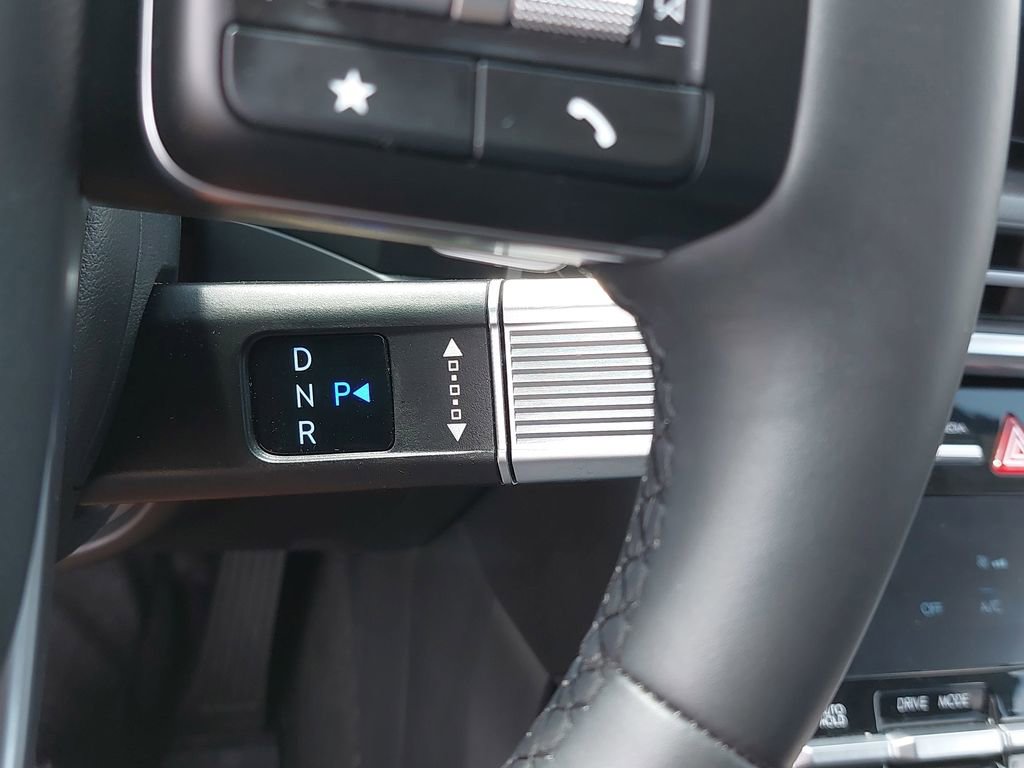 Certified 2025 Hyundai Santa Fe SEL image 25