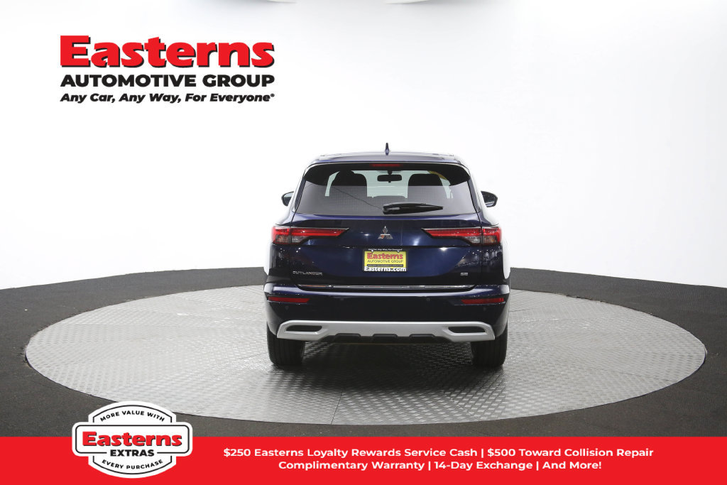 Used 2023 Mitsubishi Outlander SE AWD/4WD image 38
