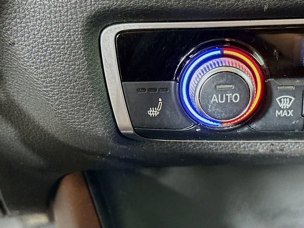 Used 2016 Audi A3 2.0T Premium image 26