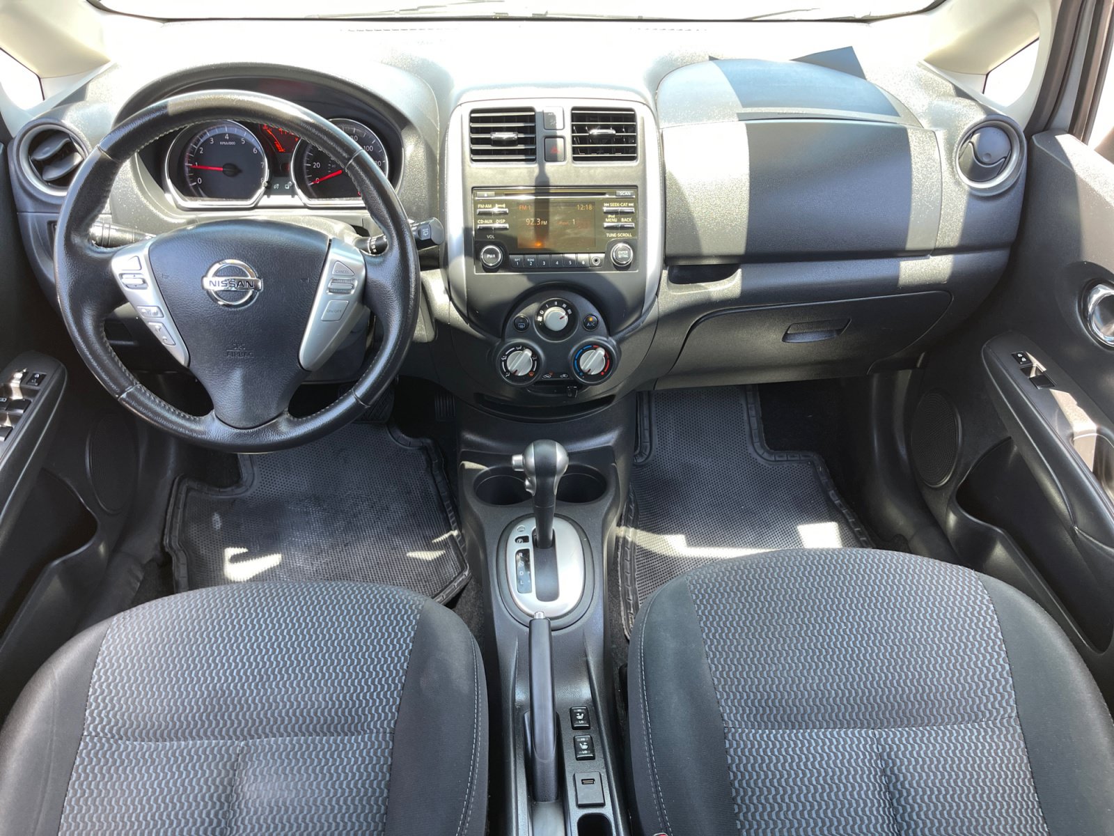 Used 2014 Nissan Versa Note SV w/ SL Package FWD image 20