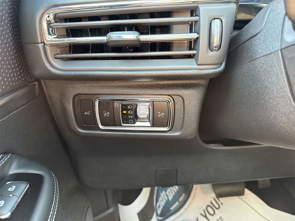 New 2025 Lincoln Corsair Reserve w/ Jet Appearance Package image 18