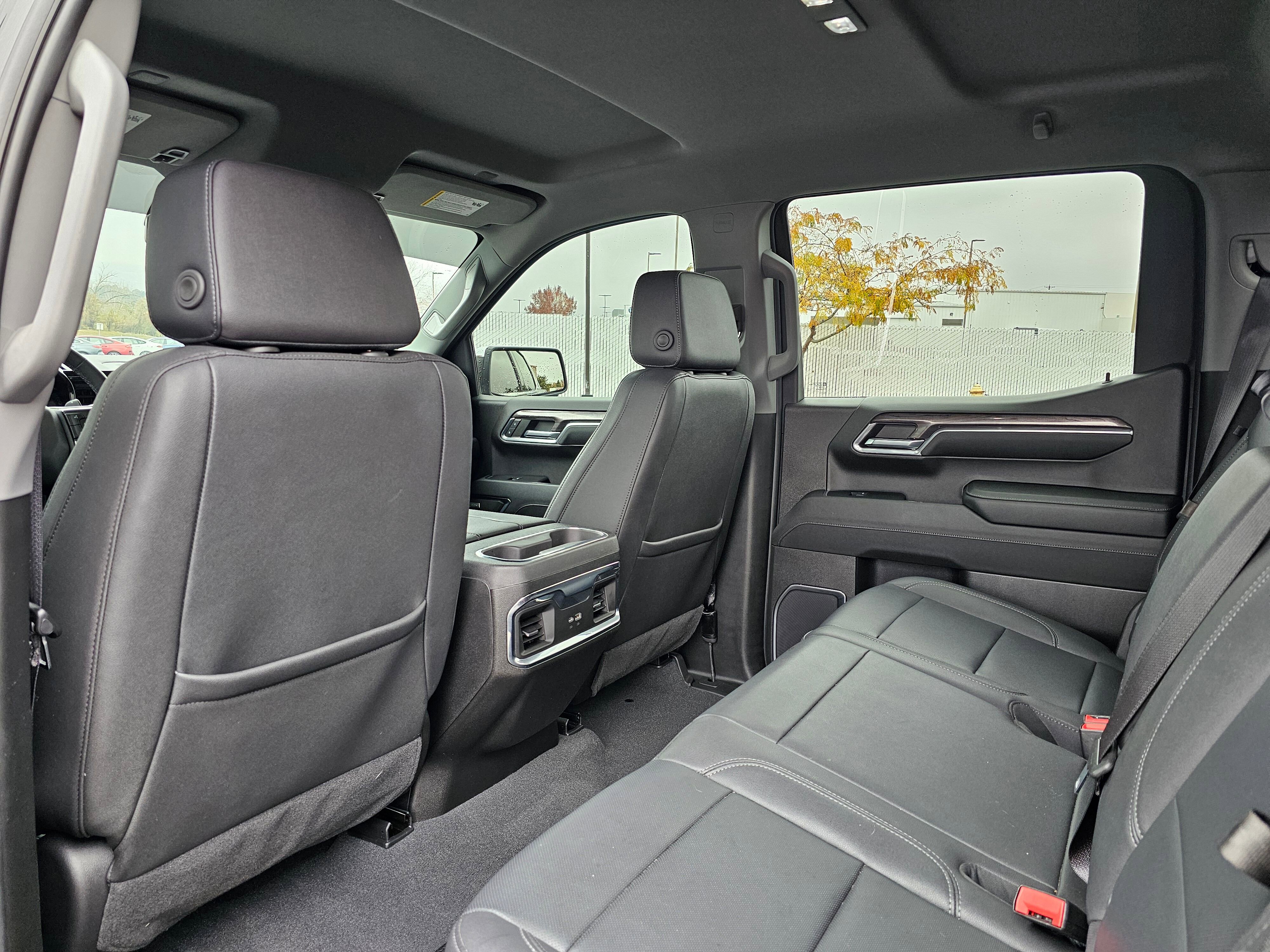 Used 2024 Chevrolet Silverado 1500 LTZ image 12