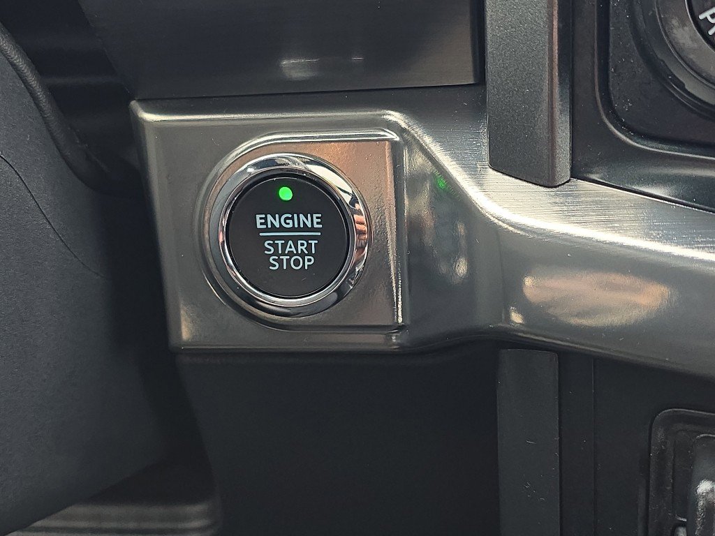 Certified 2023 Ford F150 Lariat w/ Equipment Group 502A High image 30