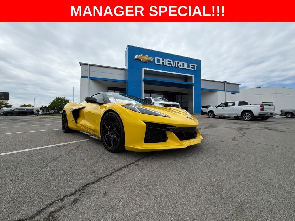 Certified 2025 Chevrolet Corvette Z06 w/ Stealth Interior Trim Package RWD image 1
