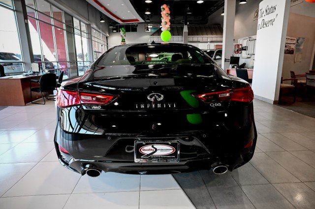 Used 2022 INFINITI Q60 3.0t Luxe w/ Essential Package AWD/4WD image 6