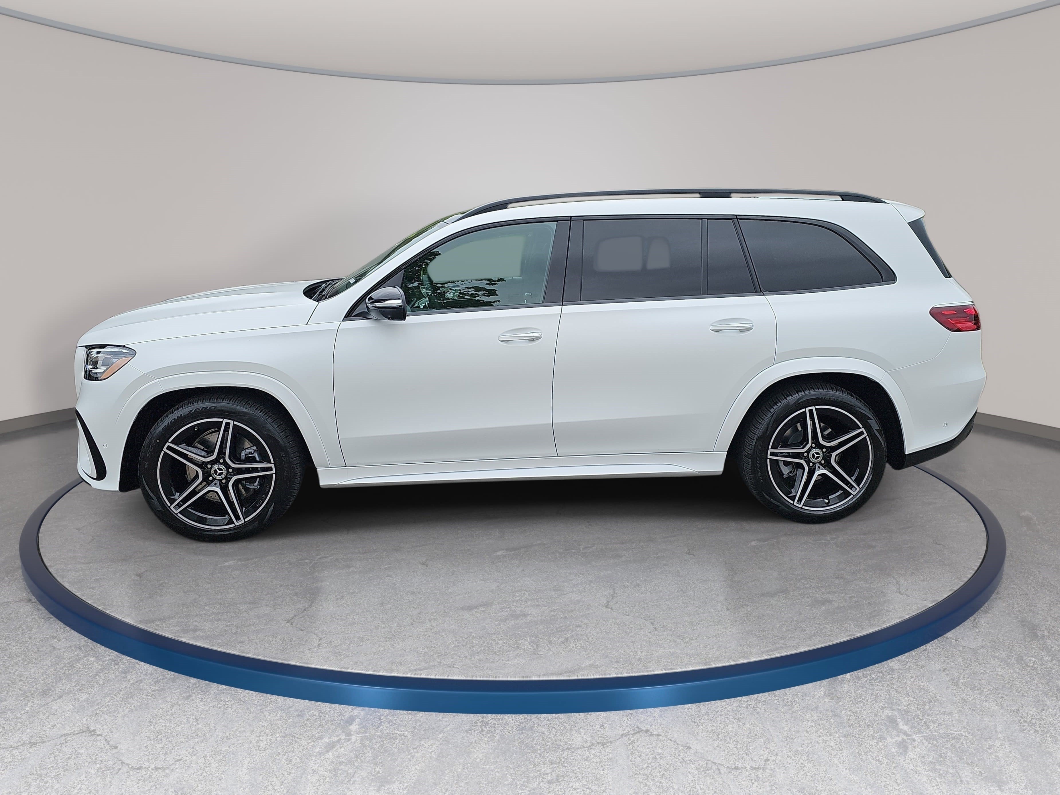 New 2026 Mercedes-Benz GLS 450 4MATIC image 8