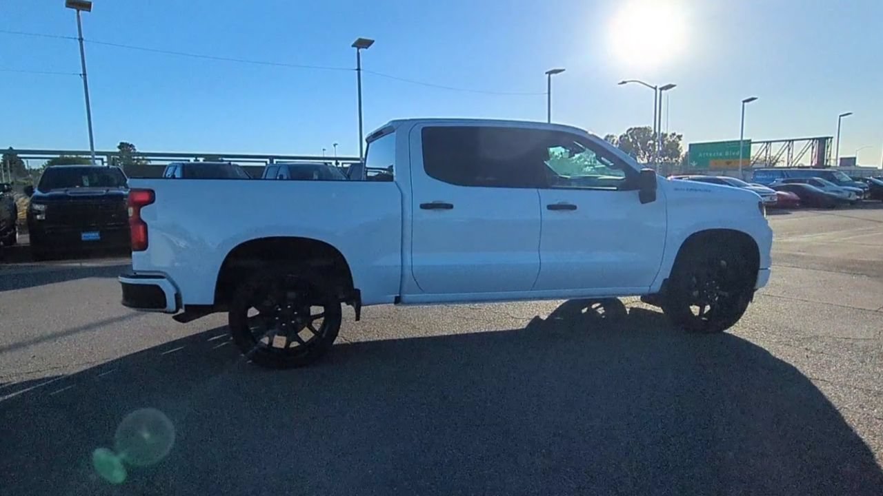 Used 2022 Chevrolet Silverado 1500 Custom RWD image 8