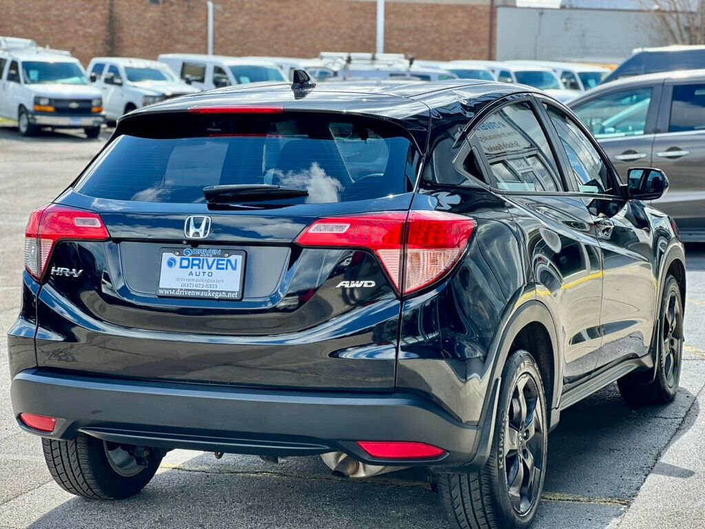 Used 2017 Honda HR-V LX image 5