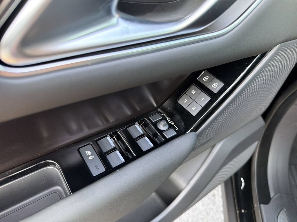 New 2026 Land Rover Range Rover Velar Belgravia AWD/4WD image 15