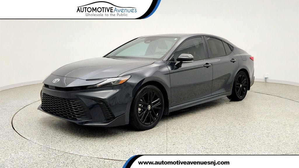 Used 2025 Toyota Camry SE