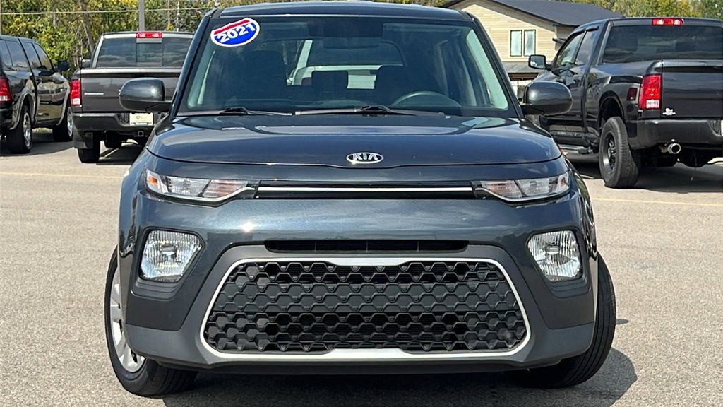 Used 2021 Kia Soul LX image 3