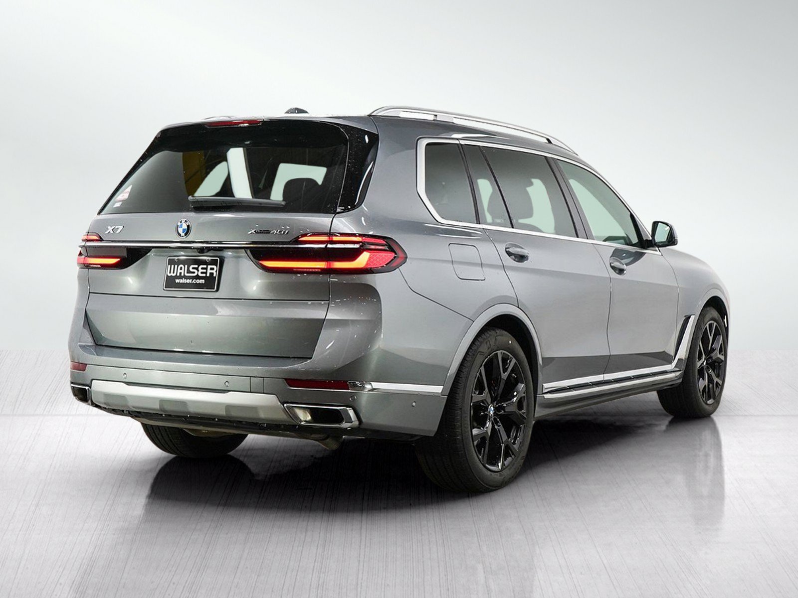 Used 2026 BMW X7 xDrive40i AWD/4WD image 6