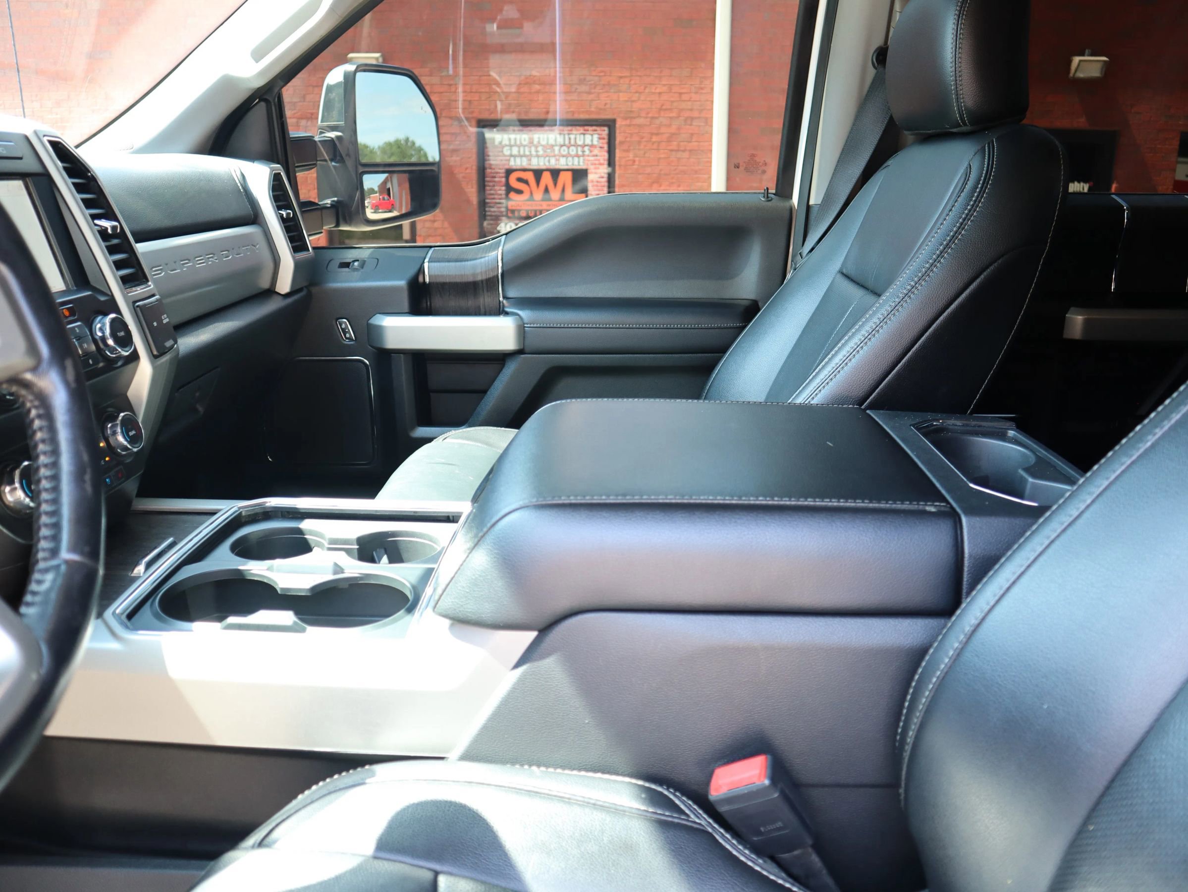 Used 2021 Ford F350 Lariat w/ Lariat Ultimate Package image 27