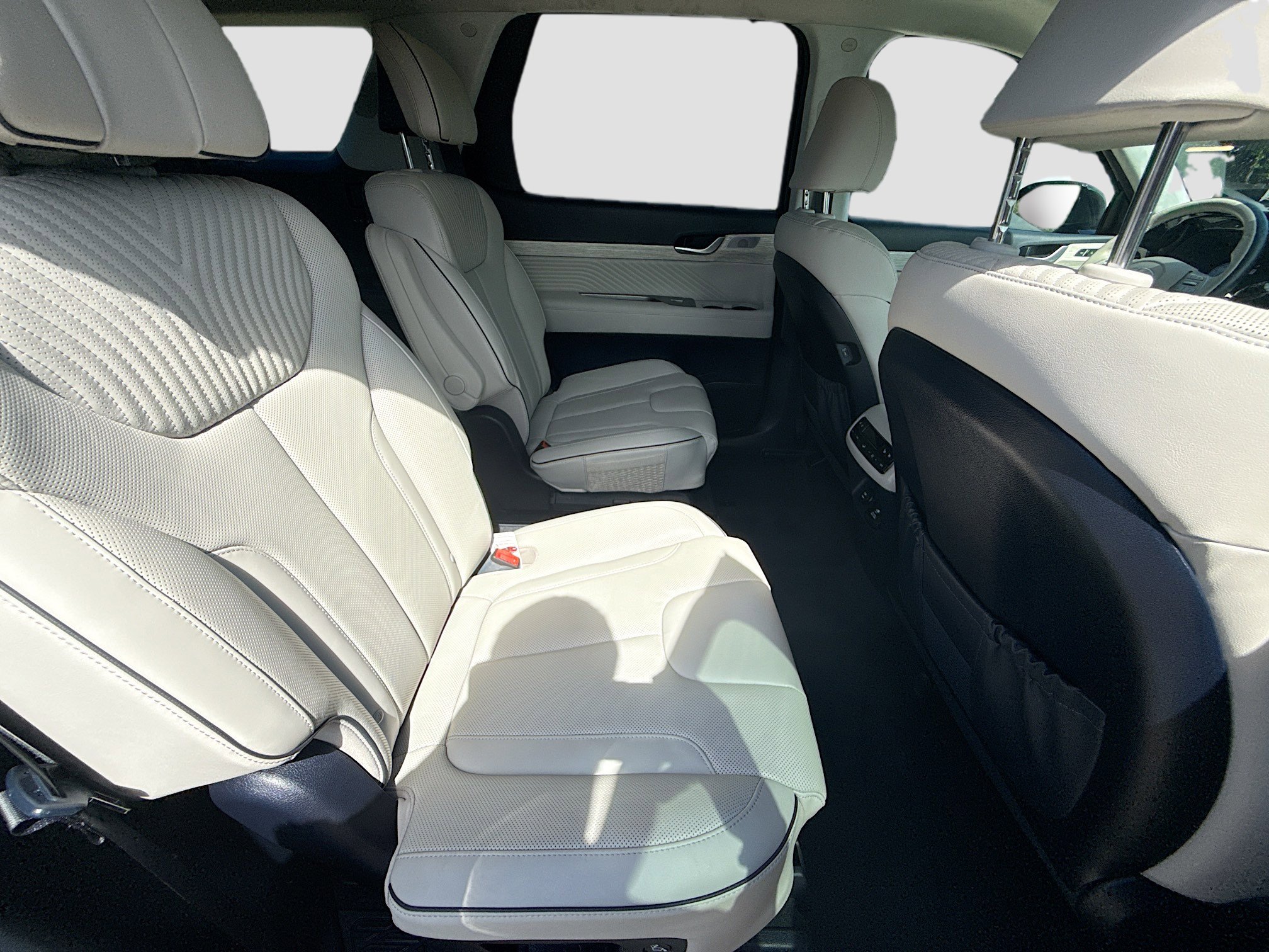 Used 2024 Hyundai Palisade Calligraphy image 26