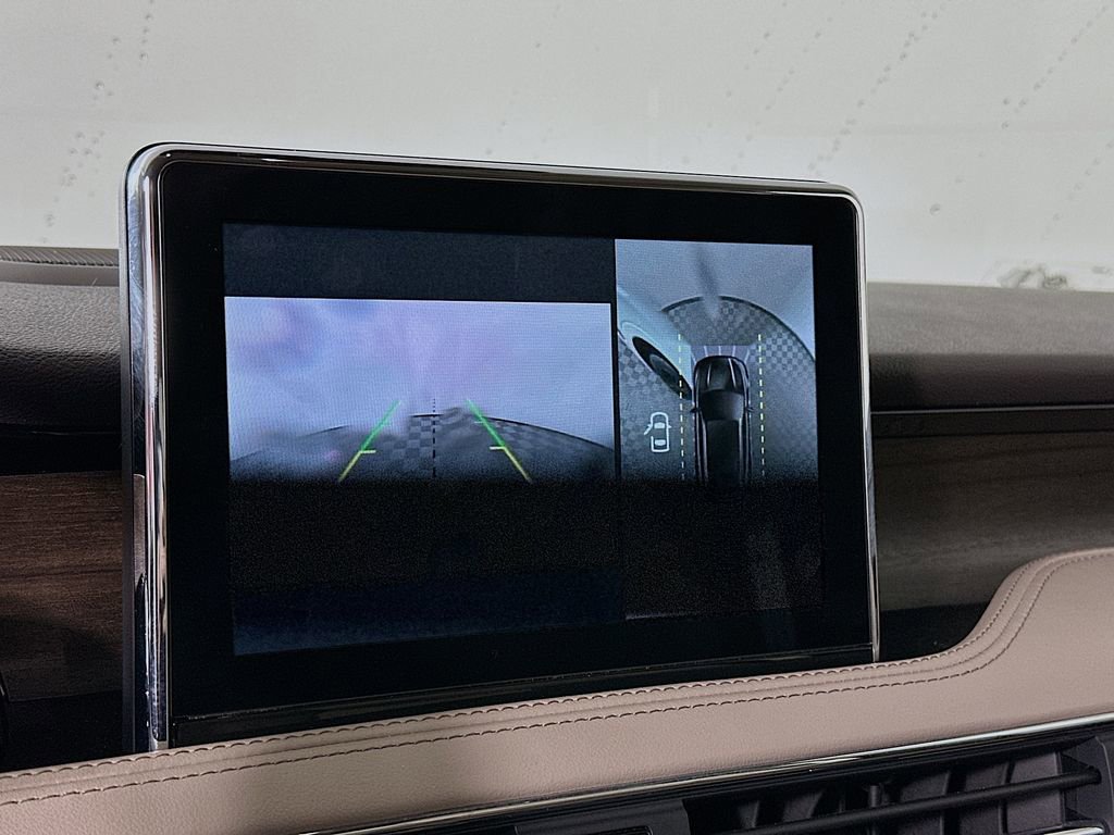 Used 2022 Lincoln Corsair Reserve w/ Equipment Group 201A image 18