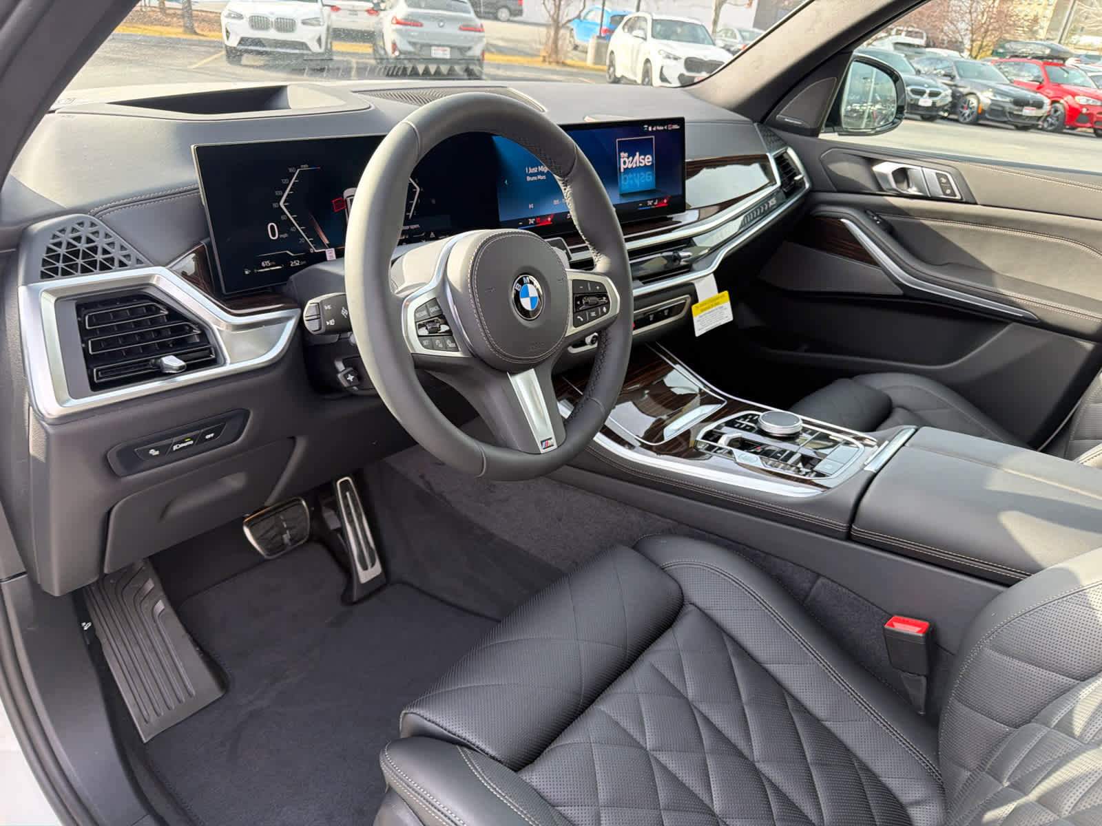 New 2026 BMW X5 xDrive40i w/ M Sport Package AWD/4WD image 21